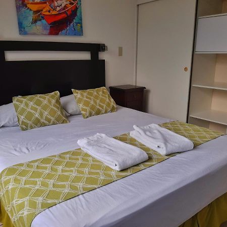 Suites & Apartments San Benito - Flats Сан Салвадор Екстериор снимка